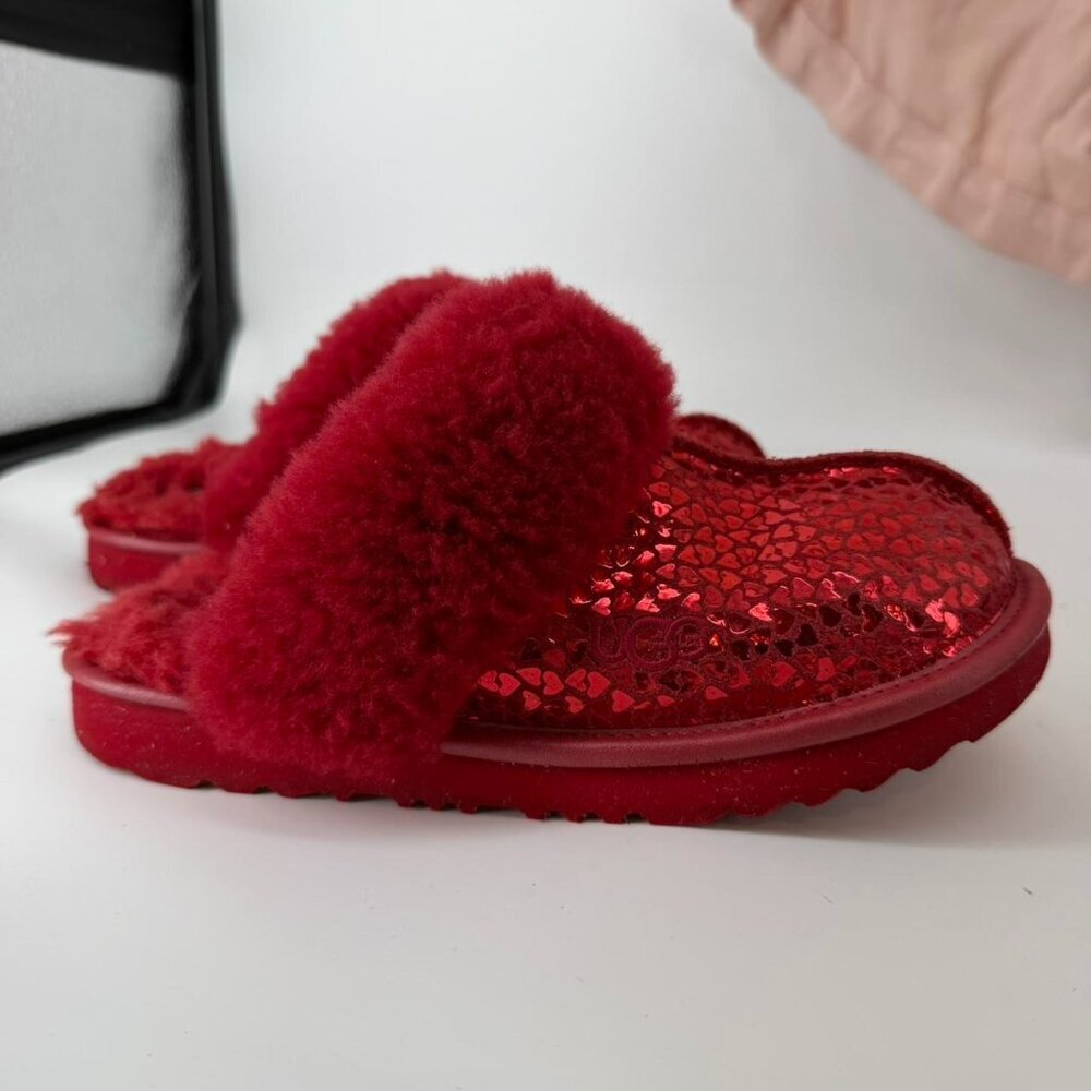 UGG Kids Red Sheepskin Slippers Sequin Heart Cozy Slide Youth 2